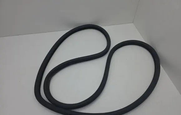 BMW 5 F10 F11 Rear door rubber seal (on body) 7199775