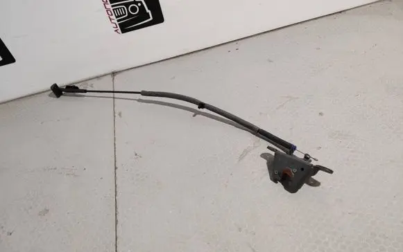 Volkswagen Jetta VI Rear seat cable / handle 
