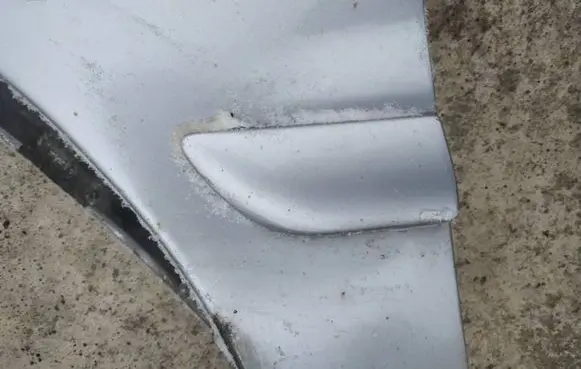 Mitsubishi Lancer Fender trim (molding)