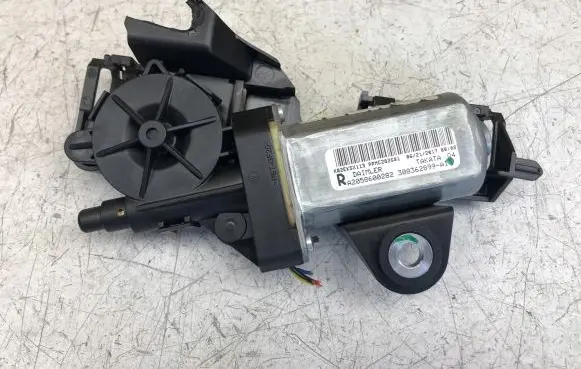Mercedes-Benz E W238 Seat belt adjustment motor A2058600282