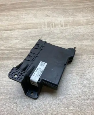 Toyota Auris E180 Climate control unit 8865002E10 MB1778004490