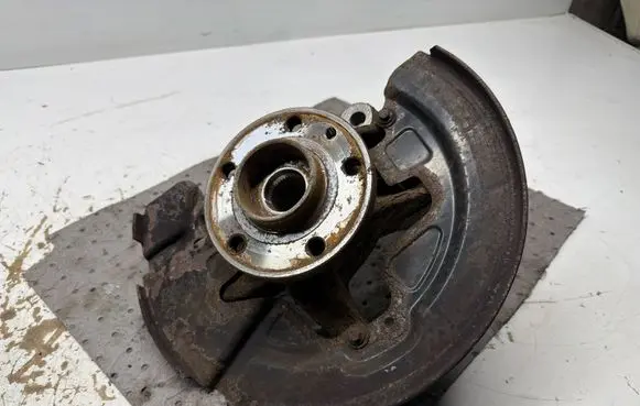 Volvo S80 Front wheel hub 