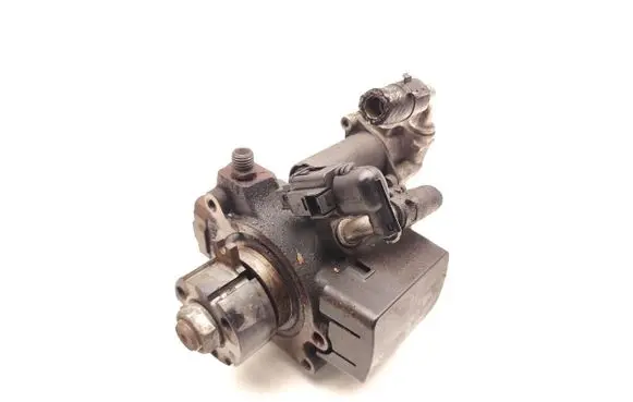Skoda Octavia Mk2 (1Z) Fuel injection high pressure pump 03L130755AL