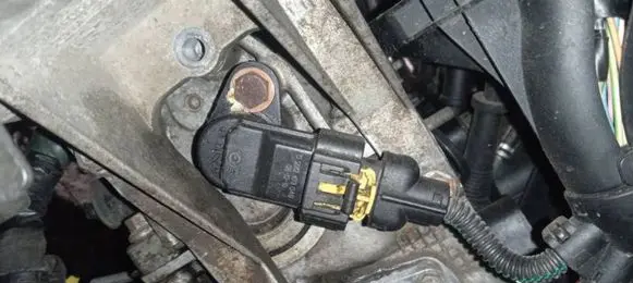Fiat Punto (199) Camshaft position sensor 0232103048