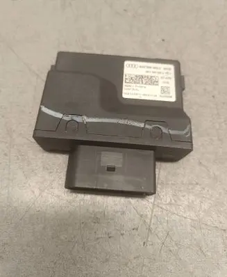Audi A4 S4 B9 Fuel injection pump control unit/module 8W0906093C
