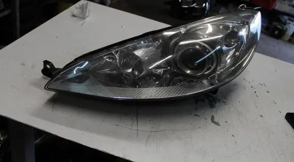 Peugeot 407 Headlight/headlamp