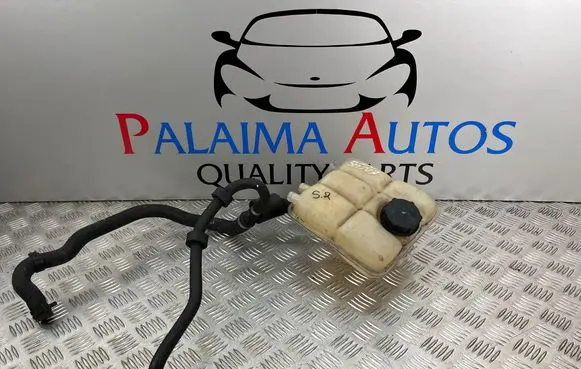 Ford Focus Coolant expansion tank/reservoir 8V618K218A