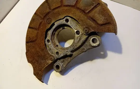 Volkswagen PASSAT B6 Front wheel hub