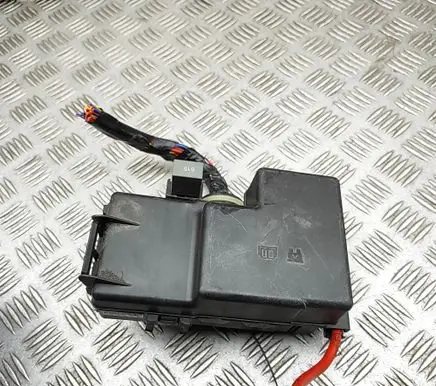 Volvo XC90 Fuse module 31384034