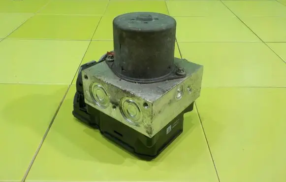 Volkswagen Tiguan ABS Pump 5N0614517K 18AB25