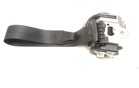 Volvo C70 Rear seatbelt 6841714