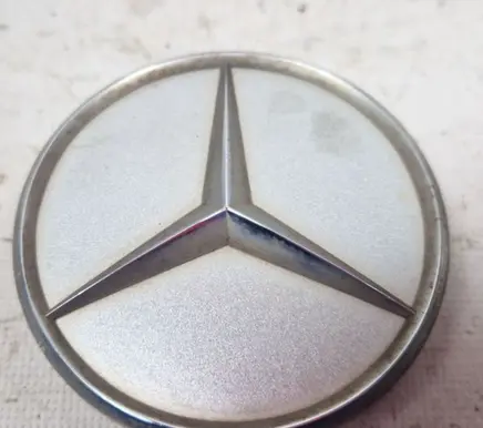 Mercedes-Benz SLK R170 Original wheel cap 2204000125