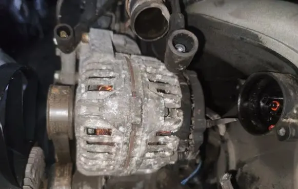 Volkswagen PASSAT B5.5 Generator/alternator