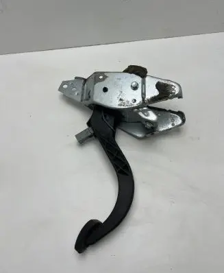 Mercedes-Benz CLC CL203 Clutch pedal 