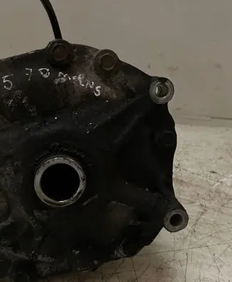 BMW X5 E70 Front differential 2004249 AAA380 364