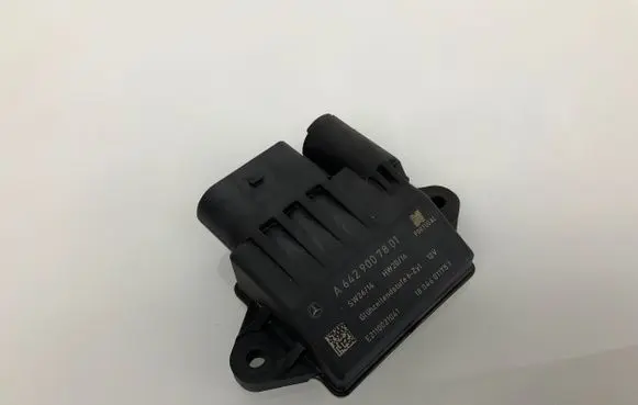 Mercedes-Benz ML W164 Glow plug pre-heat relay A6429007801 18046011751 E2110021041
