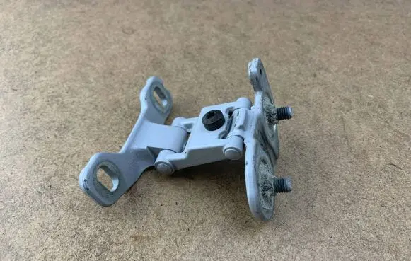 BMW X1 E84 Tailgate/trunk/boot hinge 41627067219 7067219