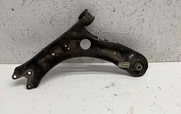 Volkswagen Jetta VI Front lower control arm/wishbone 3T21361053 3P462453