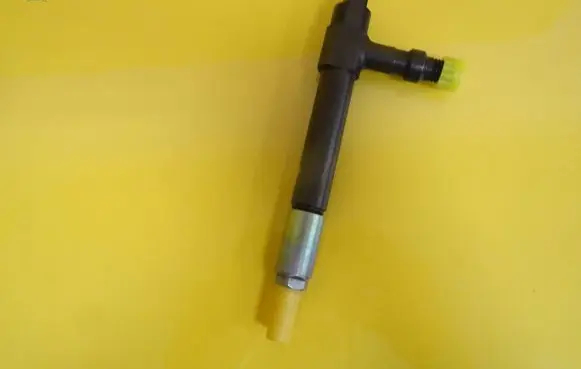 Mazda Premacy Fuel injector