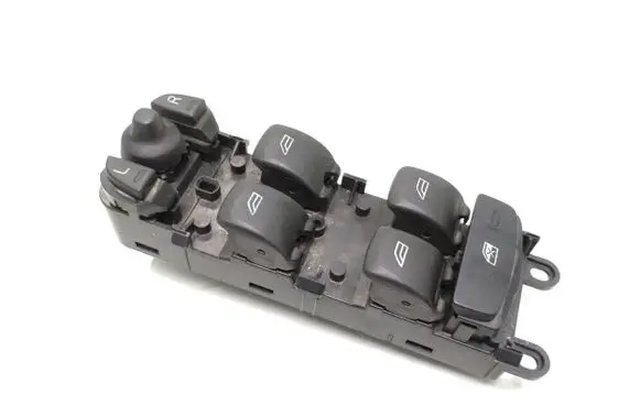 Volvo XC70 Electric window control switch 31334881