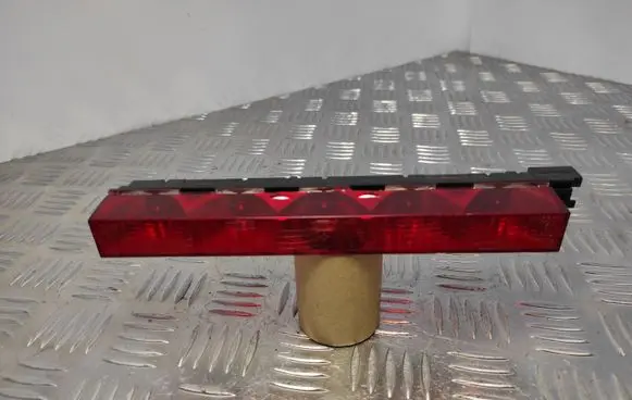 Ford Mondeo Mk III Third/center stoplight 1S7113A613AE