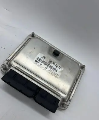Volkswagen PASSAT B5 Engine control unit/module 038906019CD 28SA4308 0281010218