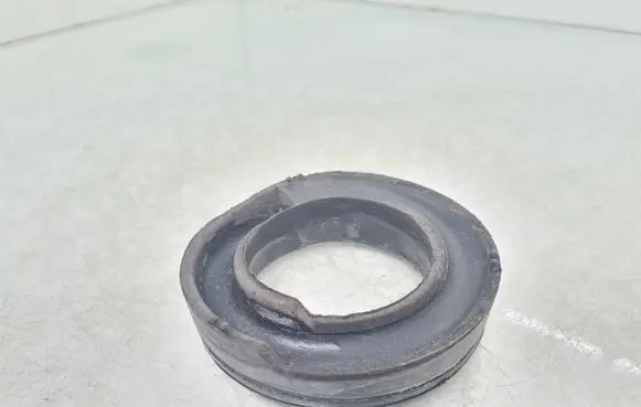 Mercedes-Benz SLK R171 Rear coil spring rubber mount A2103250284