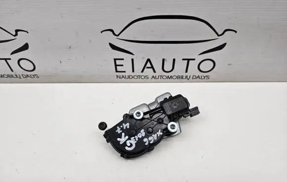 Mercedes-Benz GL X166 Vent window/glass motor A1666700004 00092978