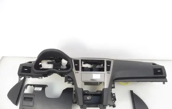 Subaru Legacy Dashboard