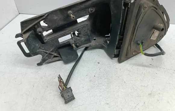 Mercedes-Benz S W220 Front door wing mirror part 254001 2208100116 A2208100116