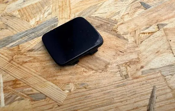 BMW 1 E81 E87 Rear bumper row hook cap/cover 7166598