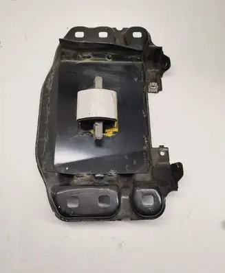 Mercedes-Benz S AMG W222 Engine mount bracket A2222401402