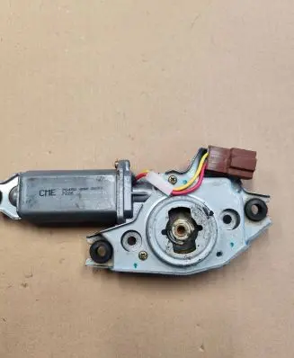 Honda Civic Sunroof motor/actuator 70450SM40033