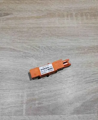 Volvo XC90 Airbag deployment crash/impact sensor 8651754