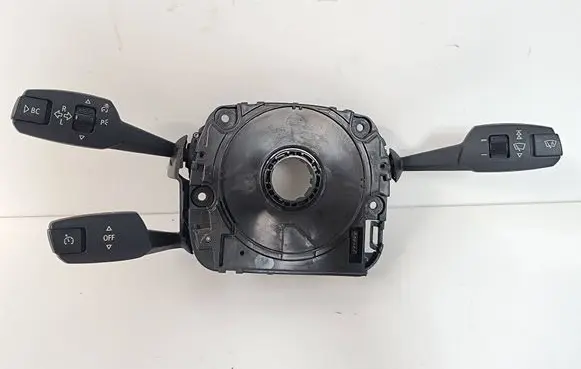 BMW 3 E90 E91 Wiper turn signal indicator stalk/switch 01208197
