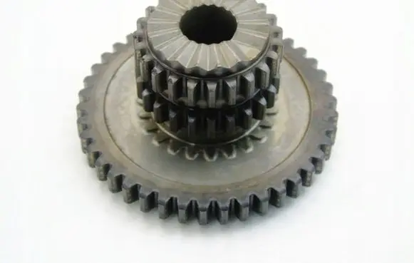 Audi Q5 SQ5 8R Crankshaft gear 06K105209