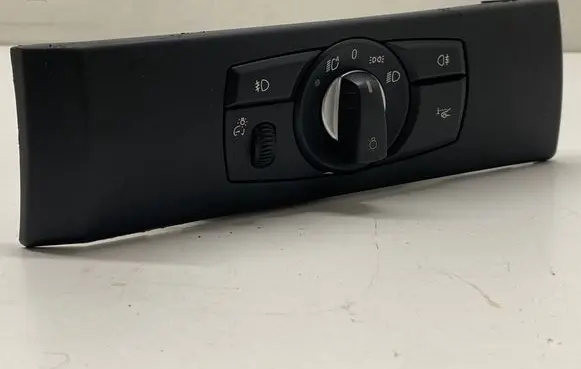BMW 5 E60 E61 Light switch 6988564 33295501 0070610260393