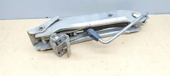 Audi A8 S8 D4 4H Lift Jack 8L0011031A