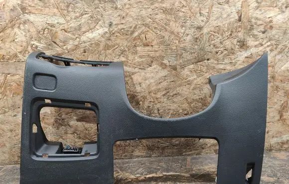 Hyundai i40 Dashboard lower bottom trim panel 