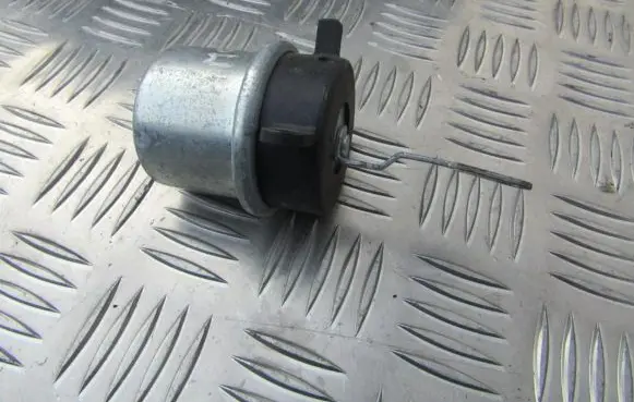 Valve vacuum