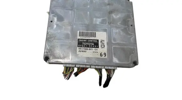 Toyota Avensis T250 Engine control unit/module 8966105691 1758008071 MB1758008071