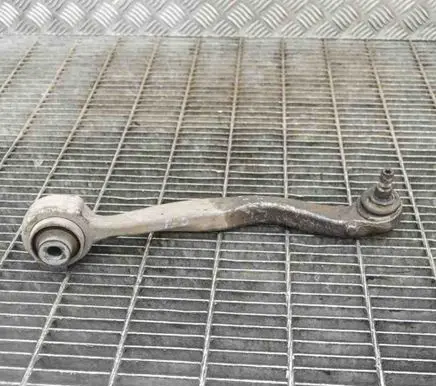 Mercedes-Benz C W204 Front lower control arm/wishbone A20446