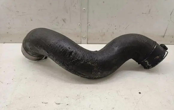 Mercedes-Benz E W212 Intercooler hose/pipe