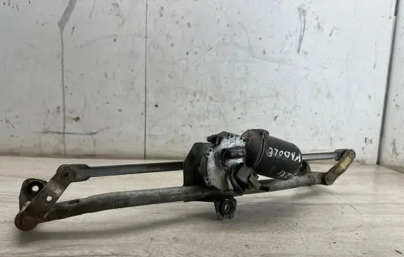 Volkswagen New Beetle Front wiper linkage and motor 1J0955325A