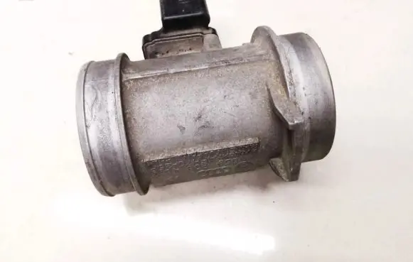 Audi A6 S6 C5 4B Mass air flow meter 059906461d AFH70-25f
