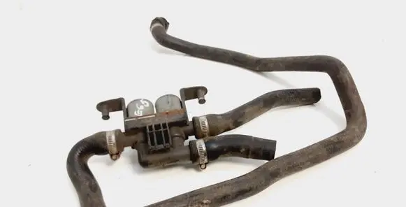 BMW 7 E65 E66 Coolant heater control valve 6906652 8377700