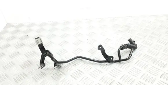 Skoda Superb B8 (3V) Engine coolant pipe/hose 04L121070AB 04L121030