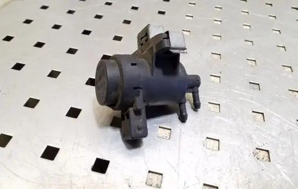 Renault Trafic II (X83) Turbo solenoid valve 8200015998 7700113071