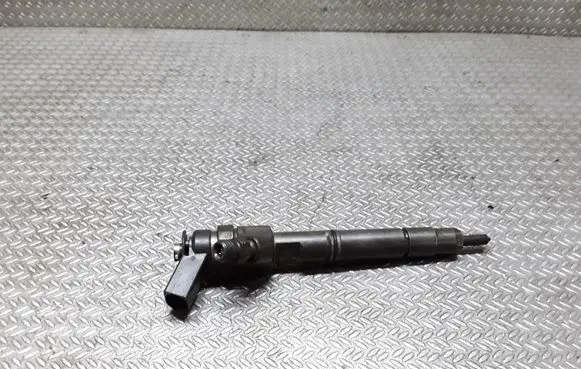 Mercedes-Benz A W169 Fuel injector A6400700787 0445110167