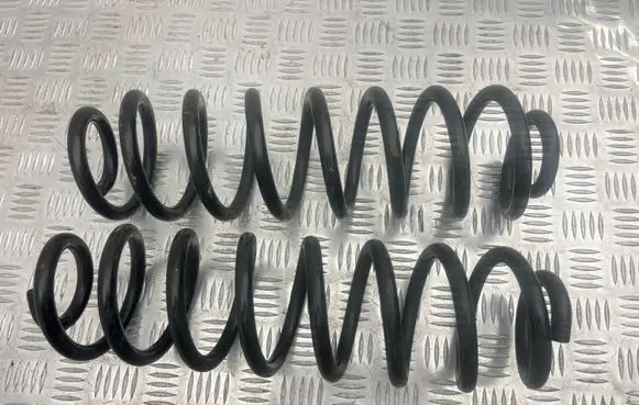 Lexus ES VII XZ10 Rear coil spring